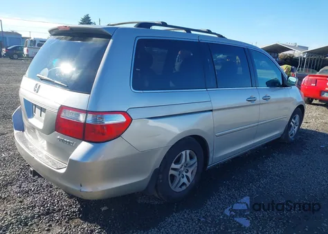 2005 Honda Odyssey Ex z USA, uszkodzony, nr VIN 5FNRL38495B015029